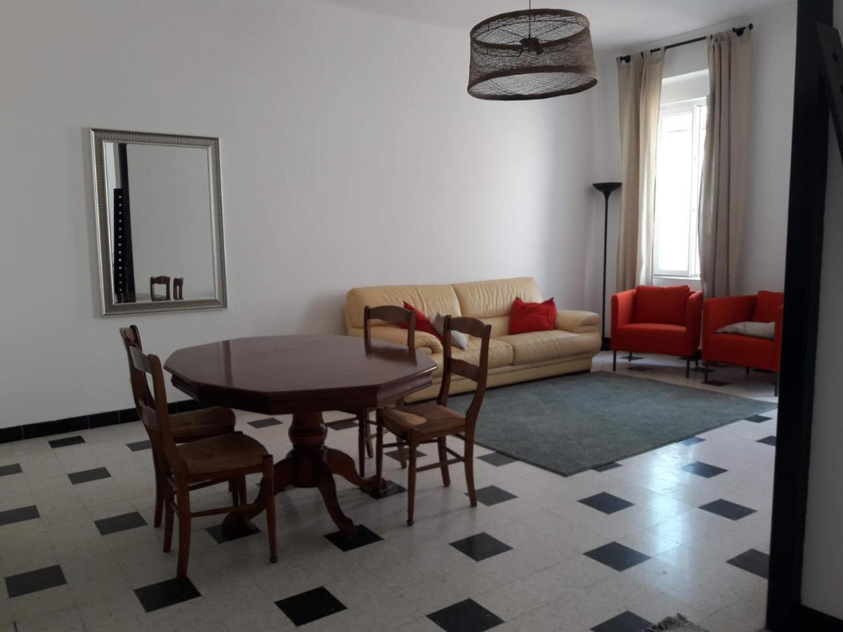 T4- Terrasse 50M², Garage, Centre-Ville Narbonne Luaran gambar